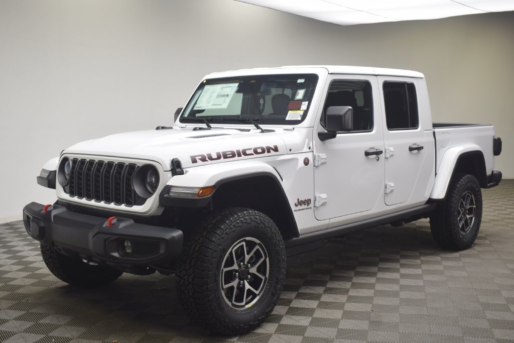 New 2026 Bright White Clear-Coat Exterior Paint Jeep Rubicon image 17