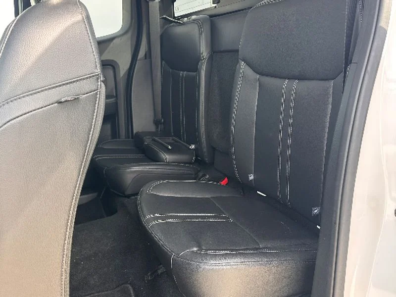Used 2021 OXFORD WHITE Ford LARIAT image 10