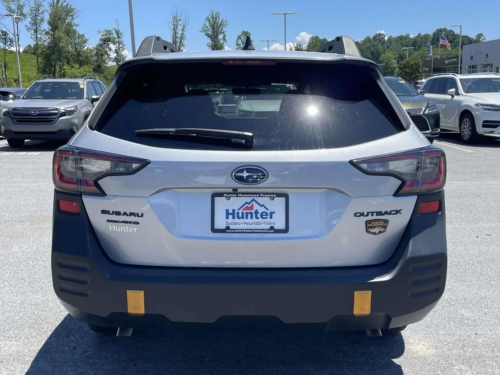 Used 2024 Ice Silver Metallic Subaru Wilderness image 24