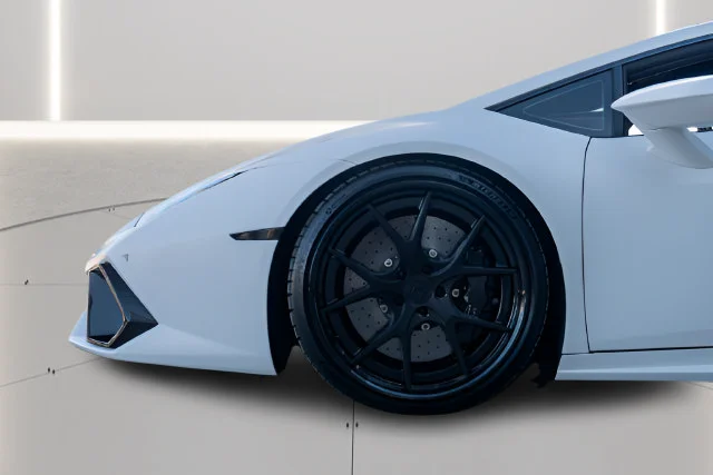 Used 2016  Lamborghini  image 16
