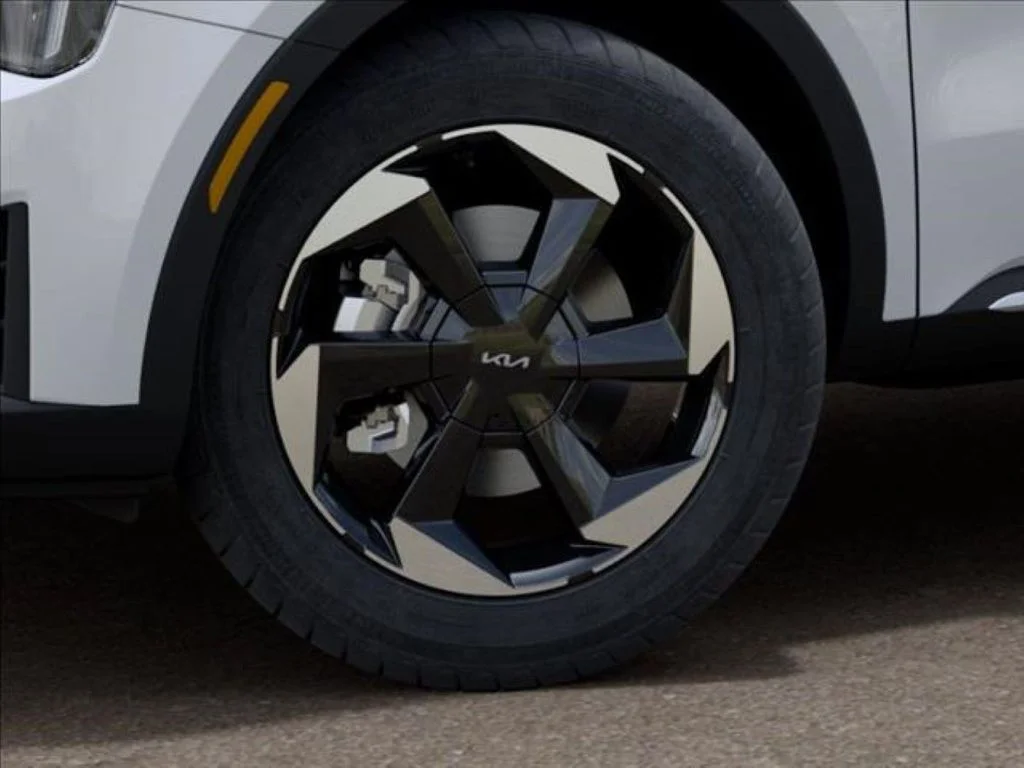 2026 Kia Sorento EX Hybrid - Photo 9