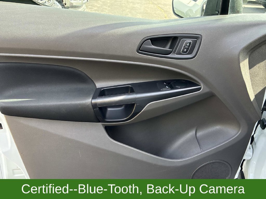 Used 2022 White Ford XL image 19