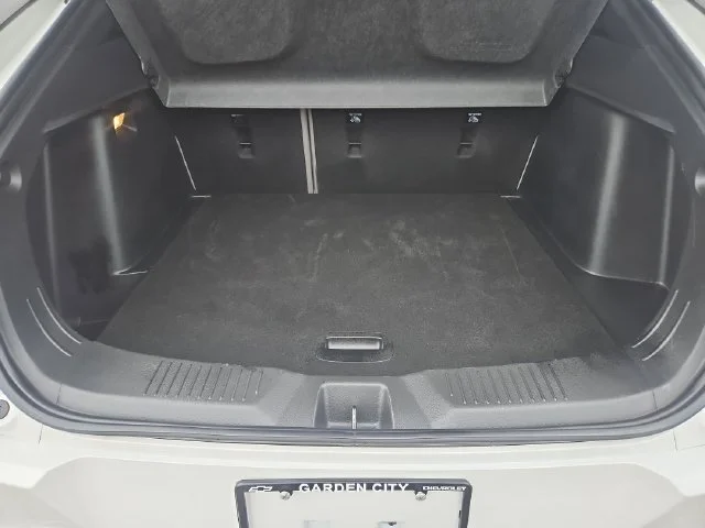 Used 2024 White Frost Tricoat Buick Avenir image 24