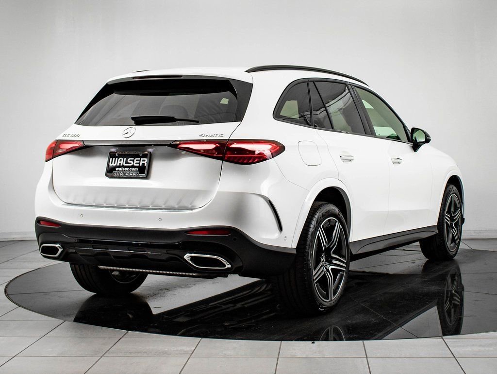2026 Mercedes-Benz GLC Base - Photo 7