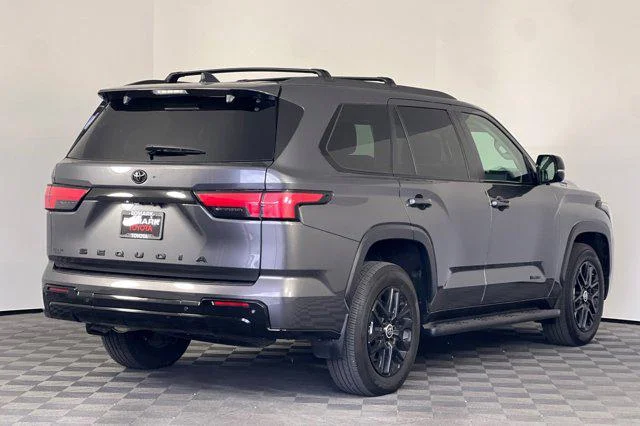 Certified Used 2024 MAGNETIC GRAY MET. Toyota  image 3