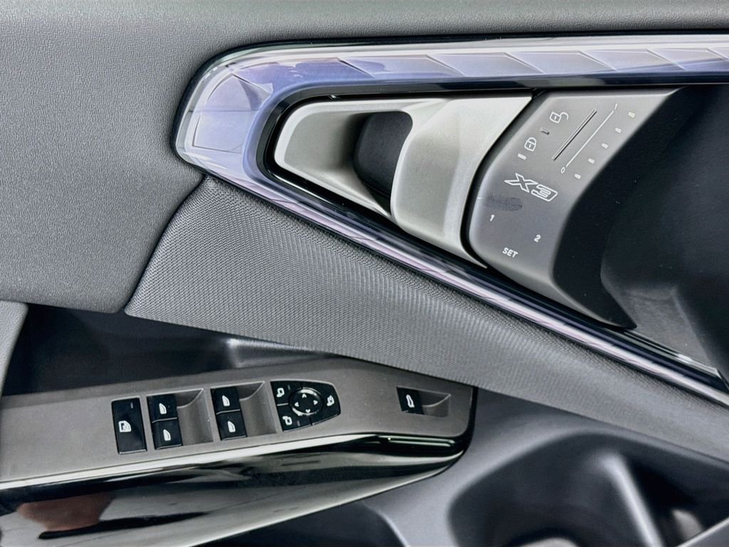New 2026 White Metallic BMW 30 xDrive image 22