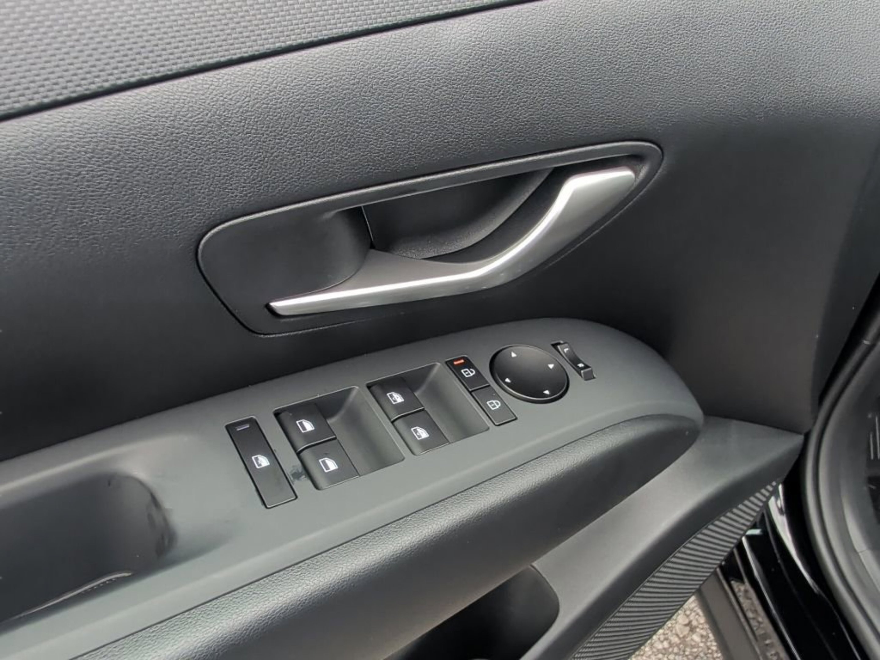 New 2026 Phantom Black Hyundai SEL image 23