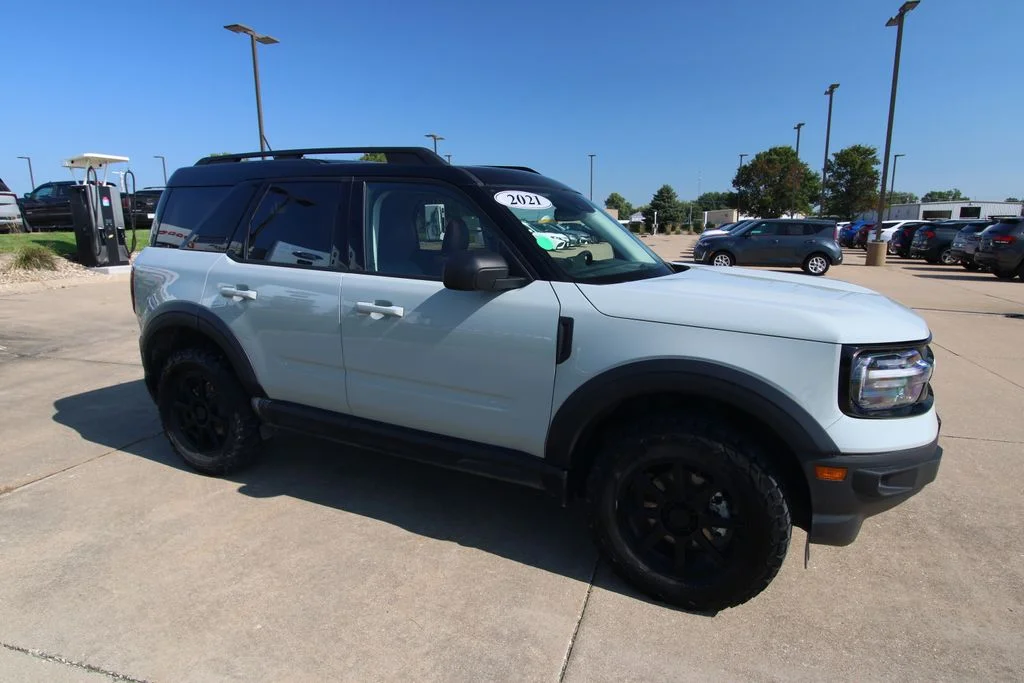 Used 2021  Ford Outer Banks image 3