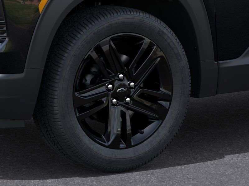 New 2026 Mosaic Black Metallic Chevrolet LT image 9