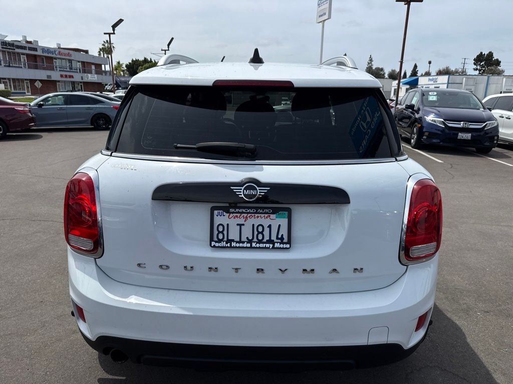 Used 2019 Light White MINI Classic image 6