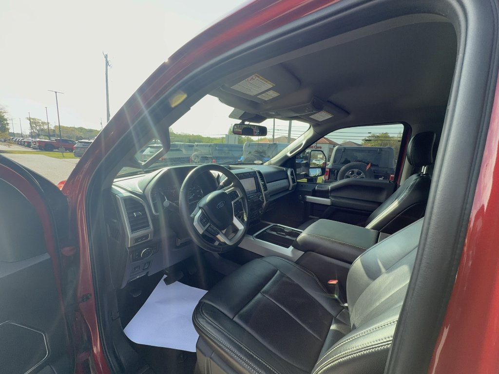 Used 2020 Rapid Red Metallic Tinted Clearcoat Ford Lariat image 12