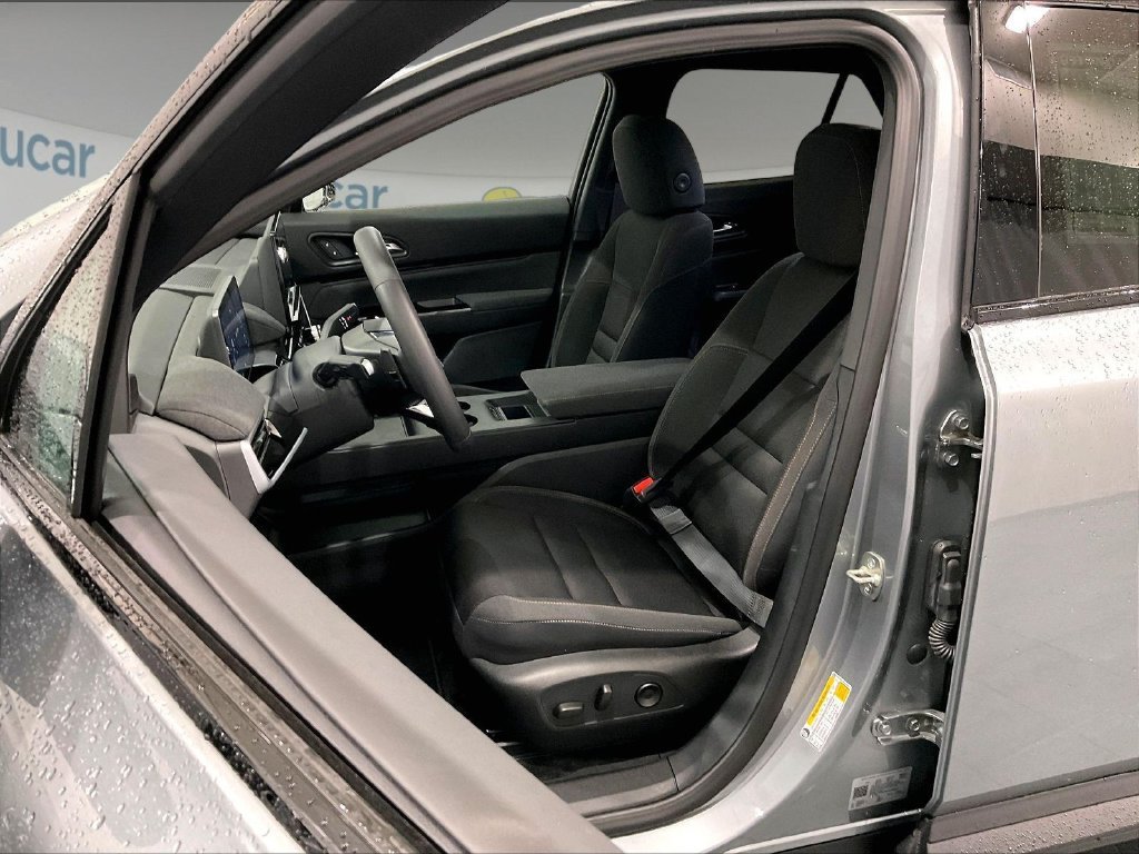 Used 2025 Silver Honda EX image 10