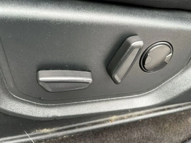 Used 2020 Silver Ford Lariat image 16