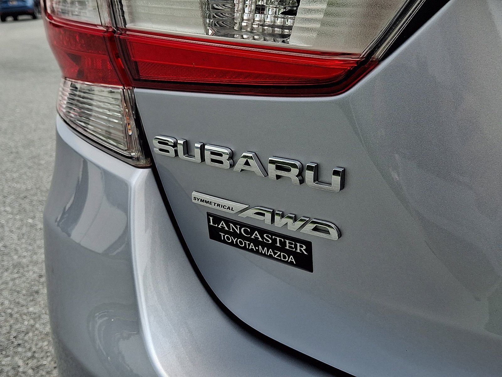 Used 2023 Ice Silver Metallic Subaru Premium image 29