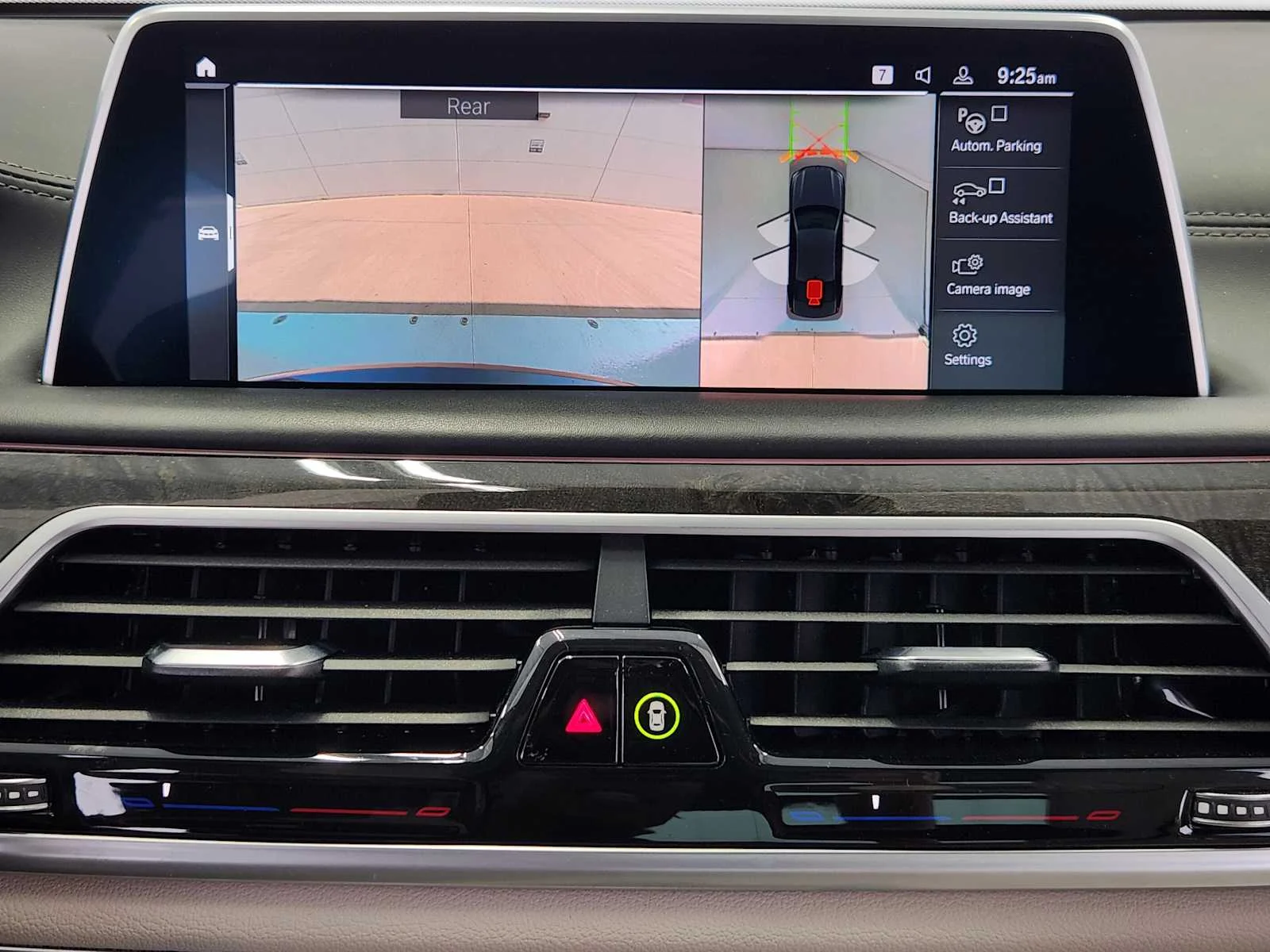 Used 2022 Black Sapphire Metallic BMW 750i xDrive image 17