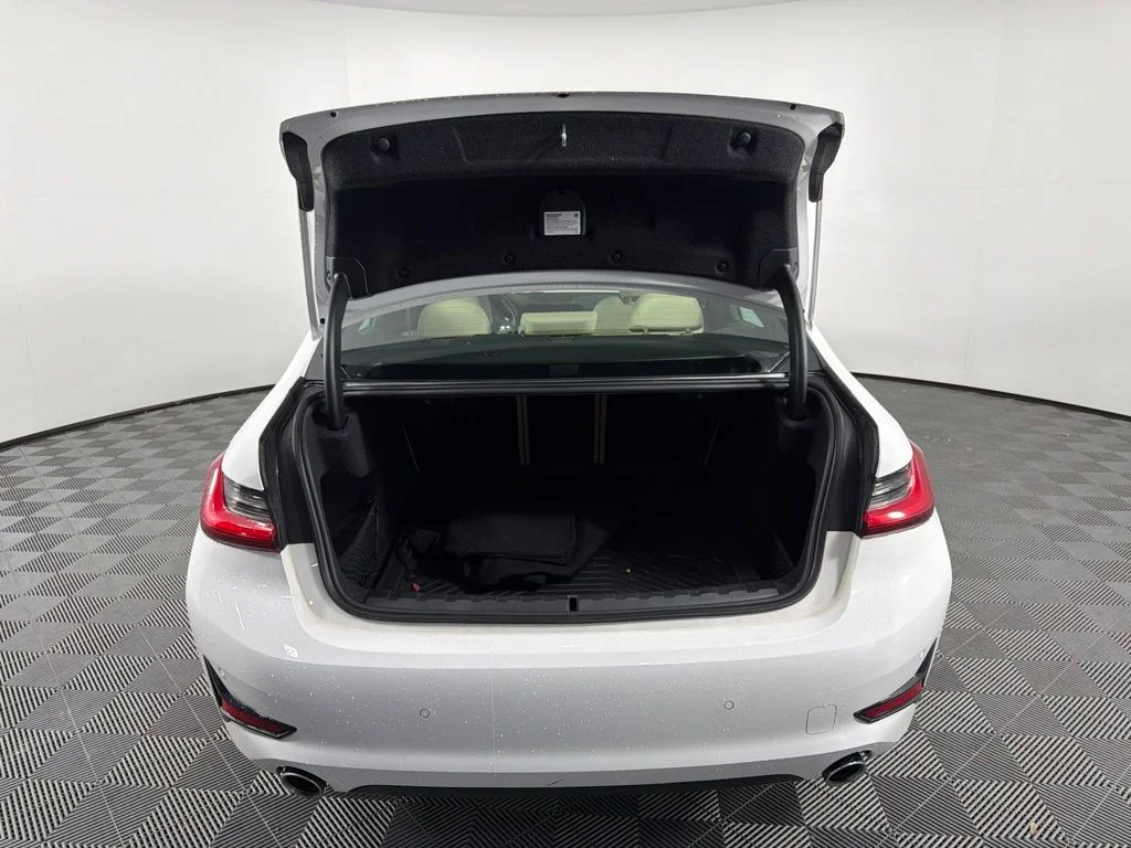Used 2021 White BMW 330i xDrive image 13