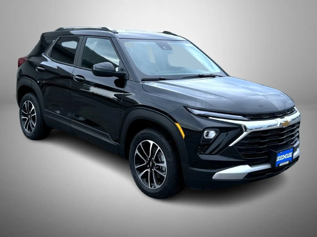 New 2026 Mosaic Black Metallic Chevrolet LT image 3