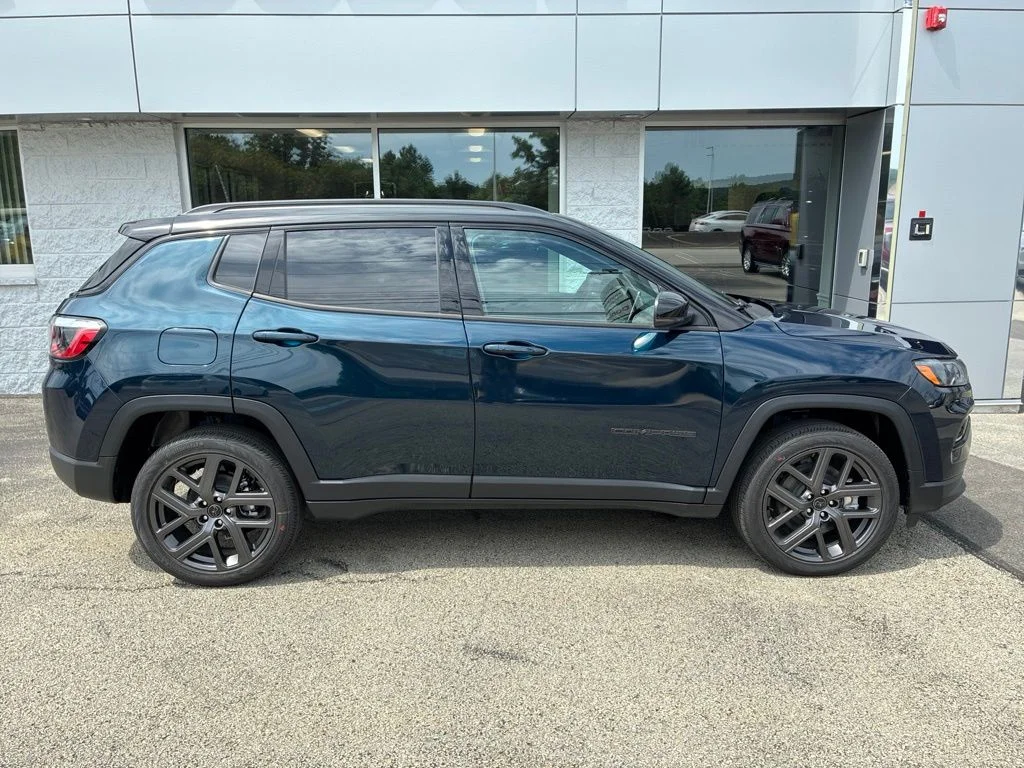 New 2026 Fathom Blue Pearl Coat Jeep Limited image 7