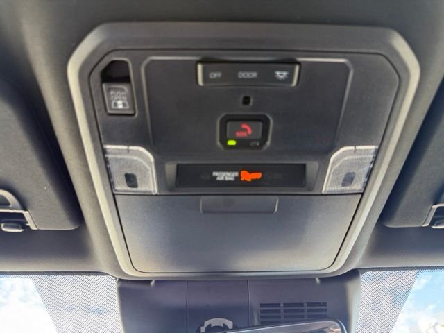 2026 Toyota Tacoma SR5 - Photo 19