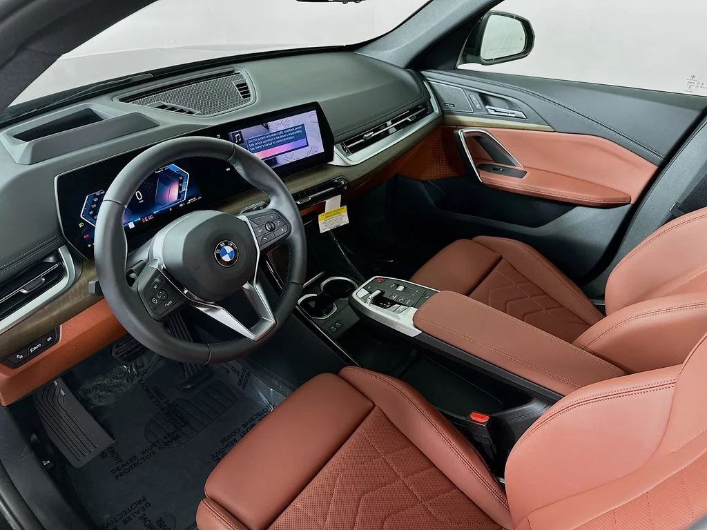 New 2026 Black Sapphire Metallic BMW xDrive28i image 10