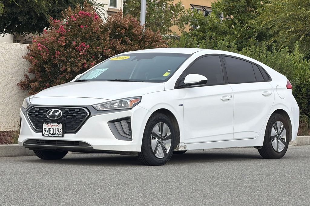 Used 2020 Ceramic White Hyundai Blue image 7