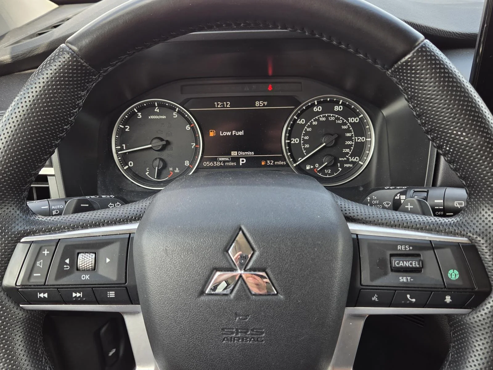 Used 2025 Alloy Silver Metallic Mitsubishi SE S-AWC image 19