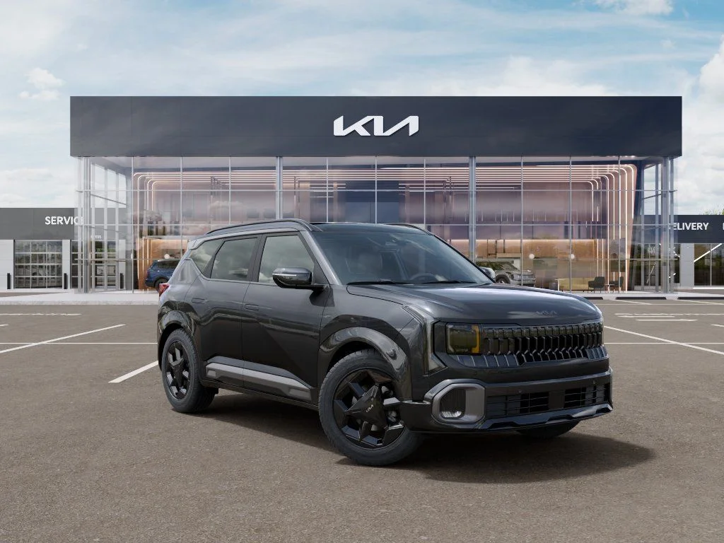New 2027 Gray Kia X-Line S image 8