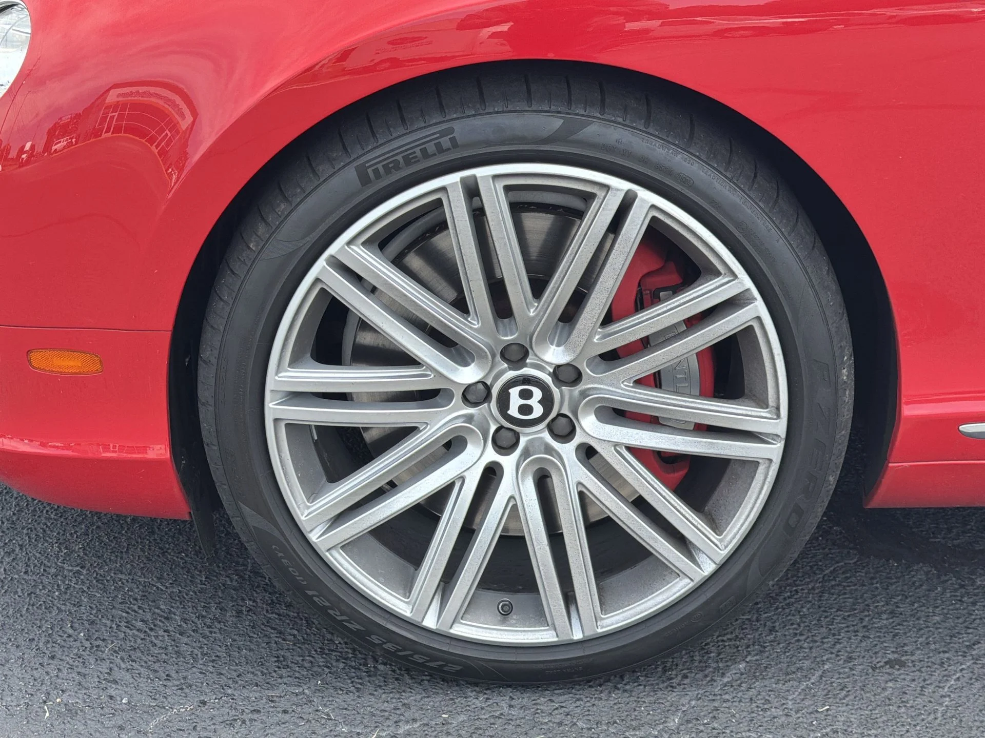 Used 2014 Red Bentley Speed image 28