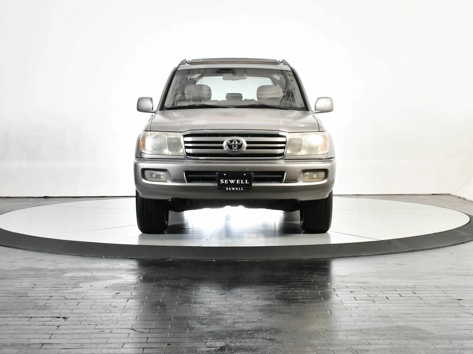 Used 2006 Thunder Cloud Metallic Toyota  image 9