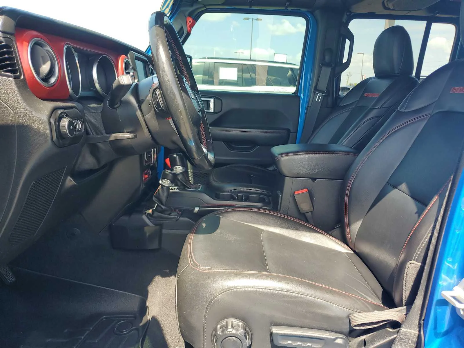 Used 2021  Jeep Unlimited Rubicon image 22