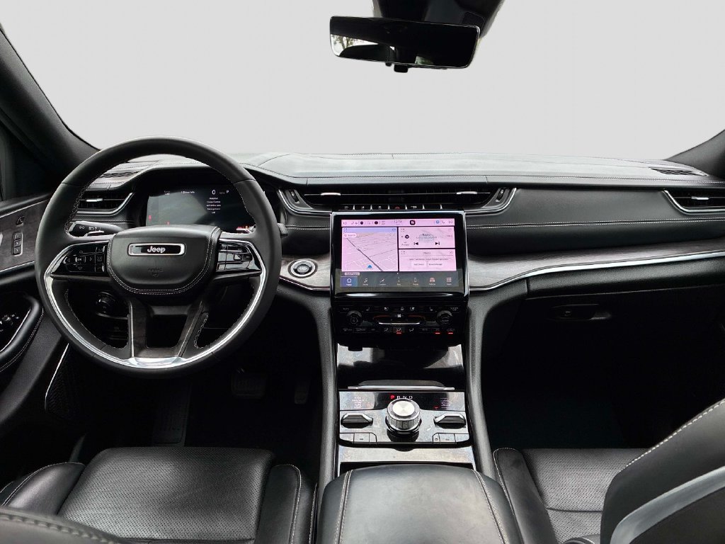 Used 2023 White Jeep Overland image 19