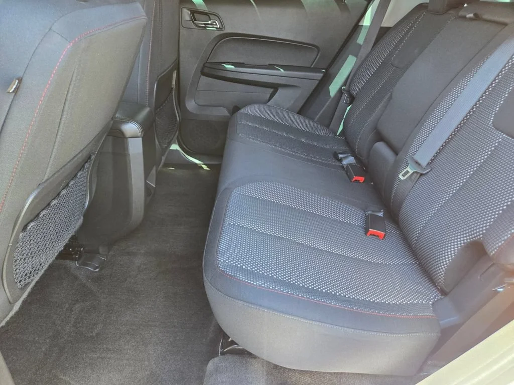 Used 2017 SUMMIT WHITE Chevrolet LS image 10