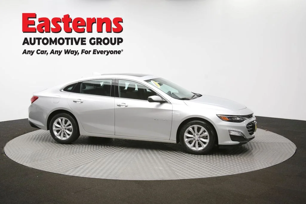 Used 2022 Silver Chevrolet LT image 43
