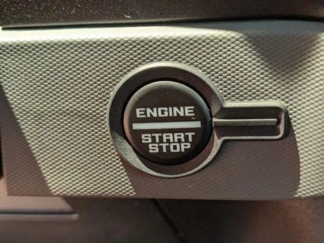 Used 2023 Silver Ford Base image 27