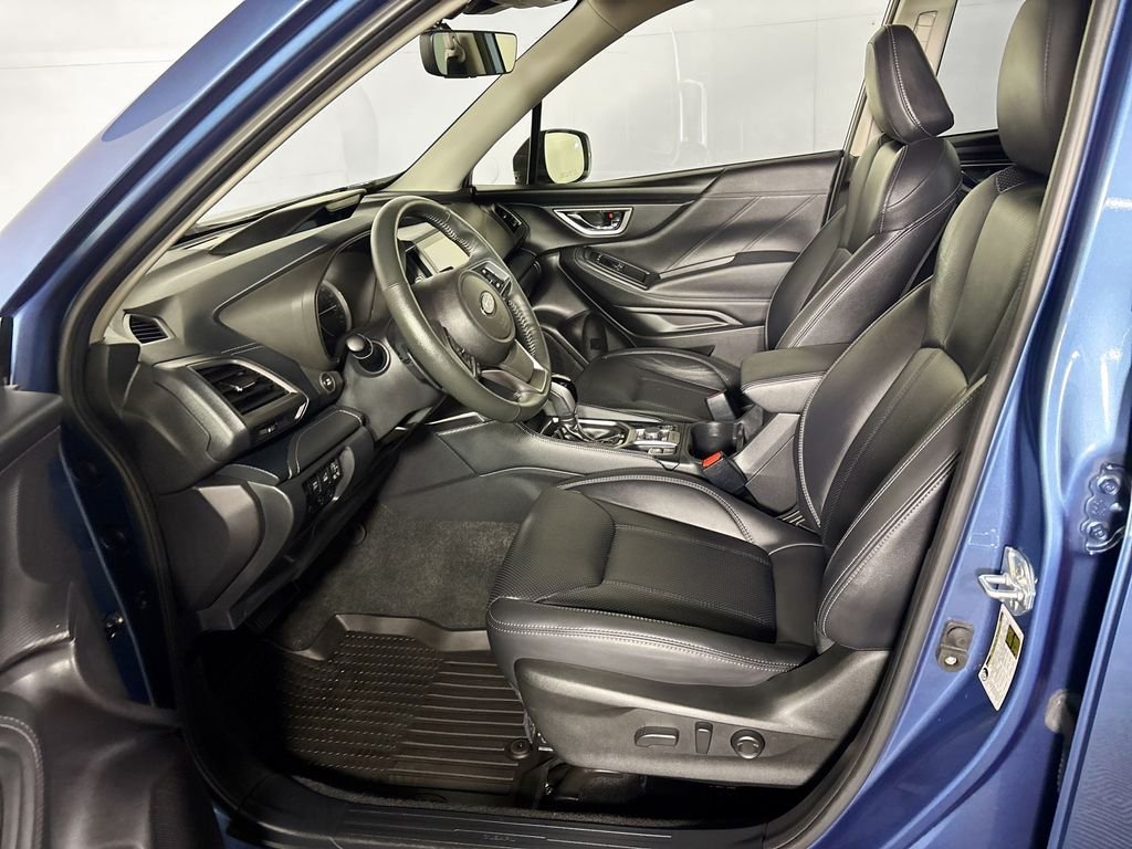 Used 2023 Horizon Blue Subaru Touring image 11