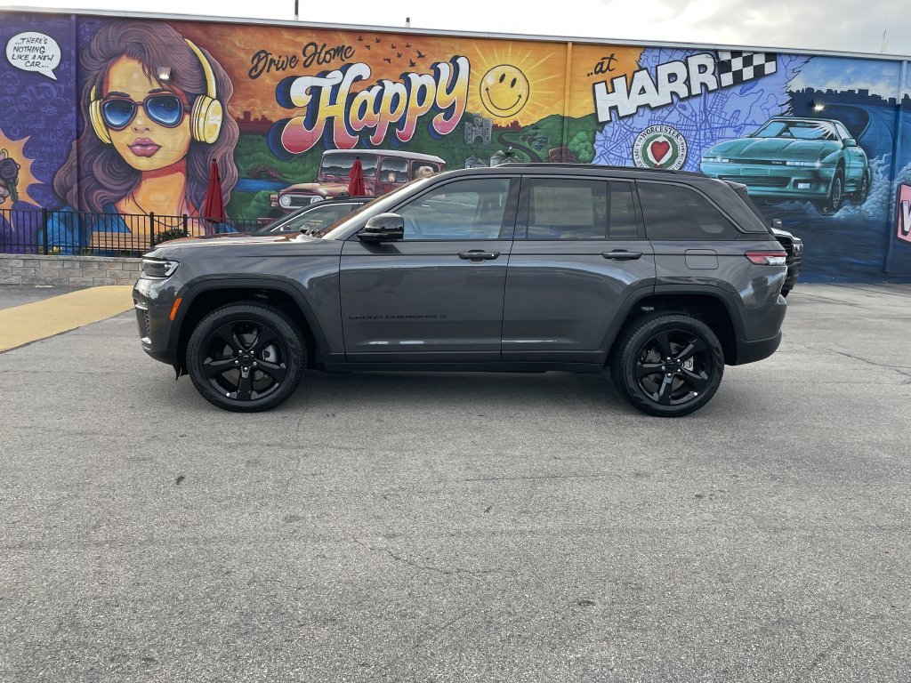 Used 2026 Gray Jeep Limited image 2