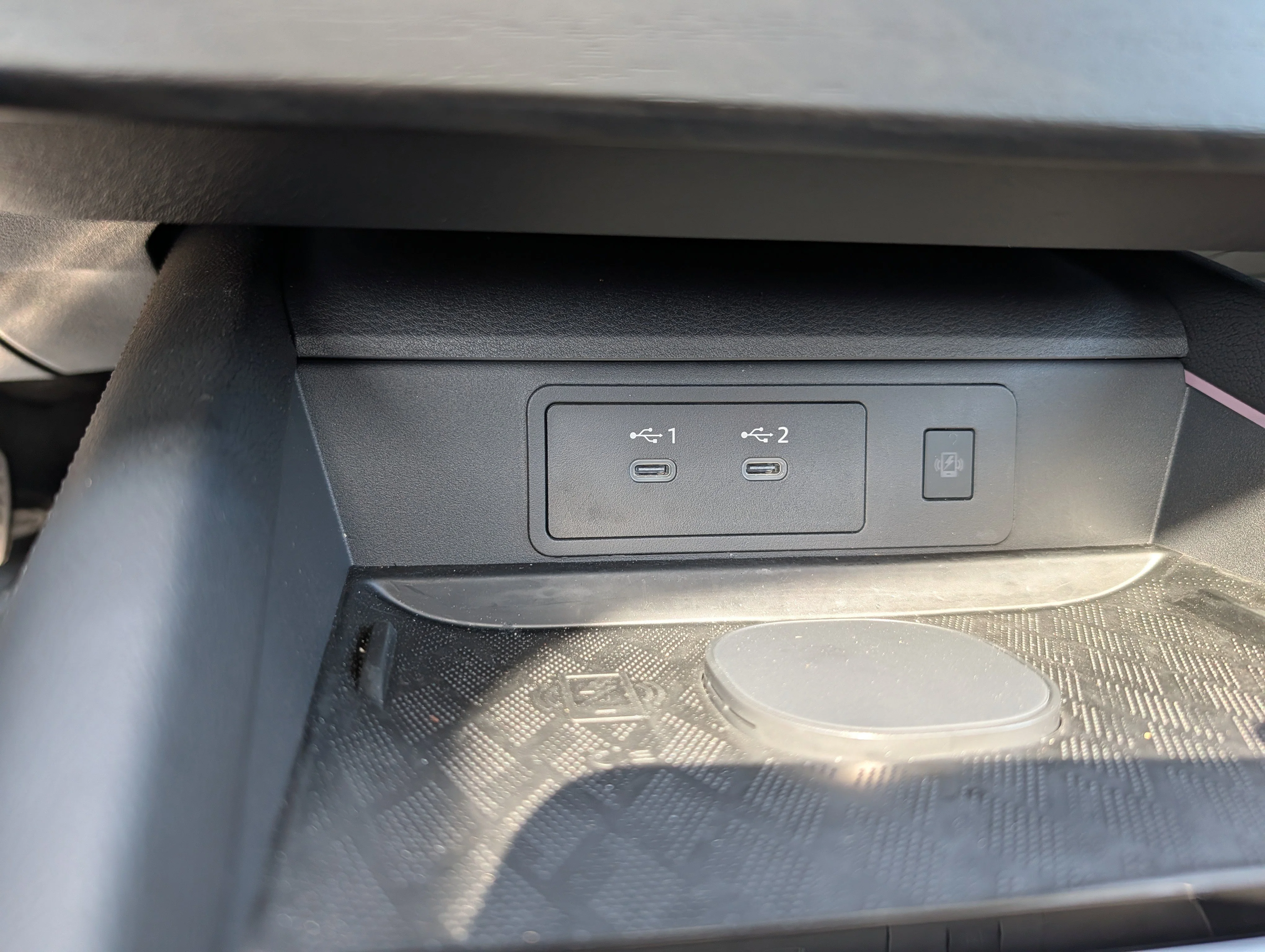 Used 2026 Super Black Nissan Platinum image 33
