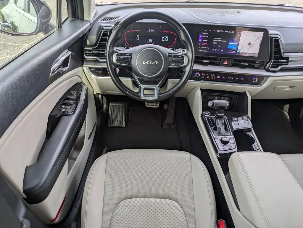 Used 2023 Black Kia EX image 17