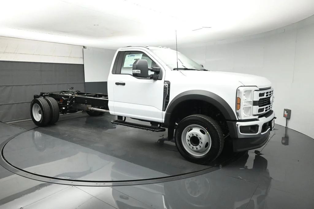 2026 Ford F-450 Super Duty Chassis Cab