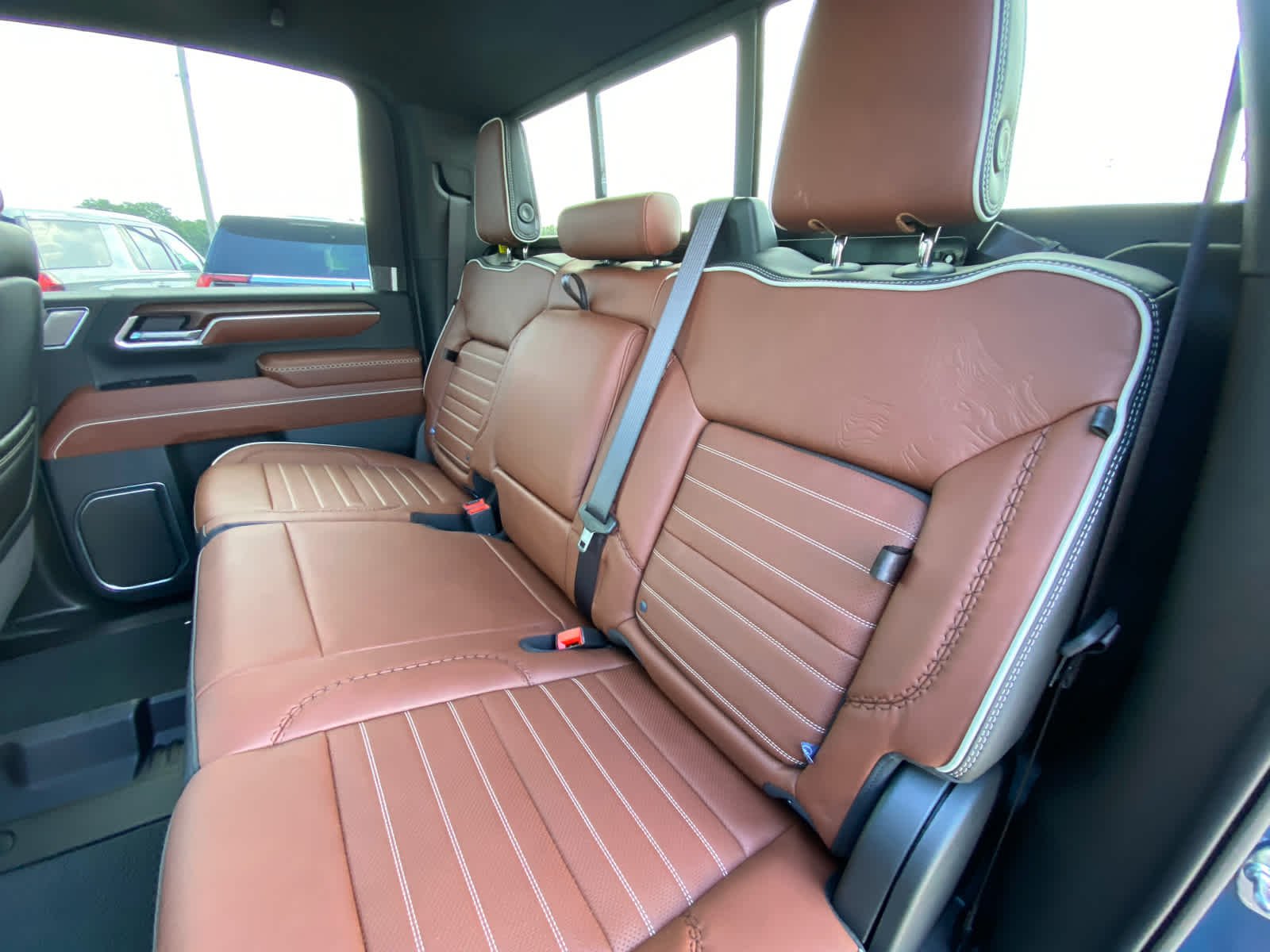 2026 GMC Sierra 2500HD Denali Ultimate - Photo 25