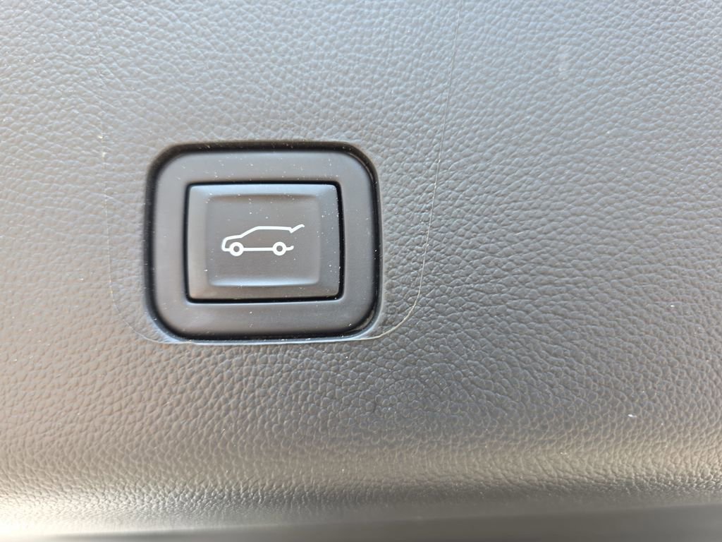 Certified Used 2023 Summit White Chevrolet LT Cloth image 14