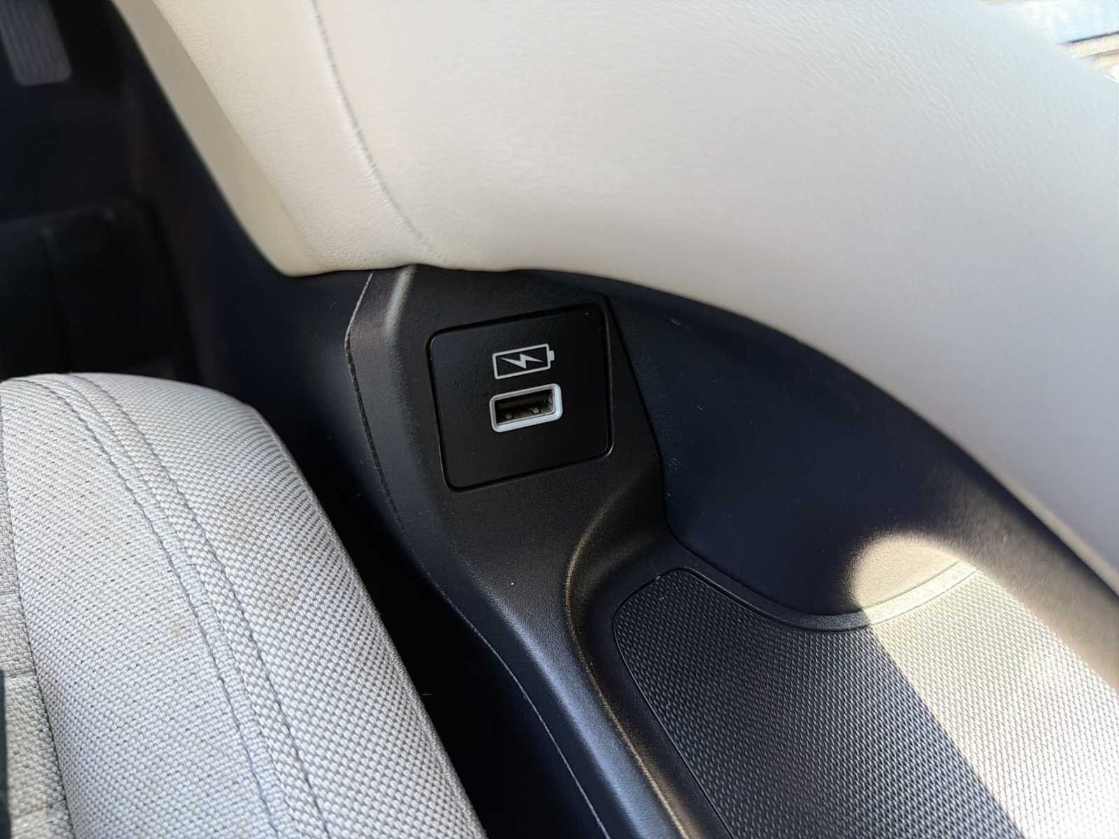 2023 Honda HR-V LX - Photo 28