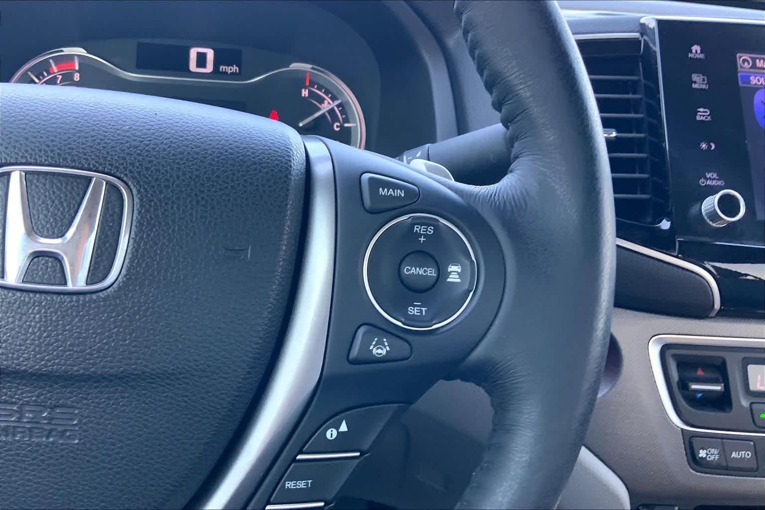 Used 2021 Obsidian Blue Pearl Honda RTL-E image 24