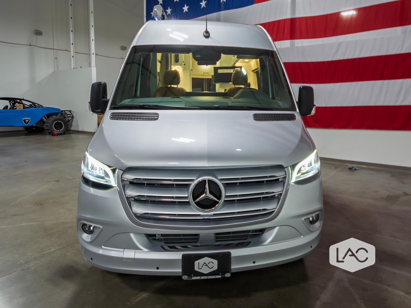 Used 2025 Iridium Silver Coachmen M-24 | Dual-Twin Beds|Generator|Electrical Pkg image 44