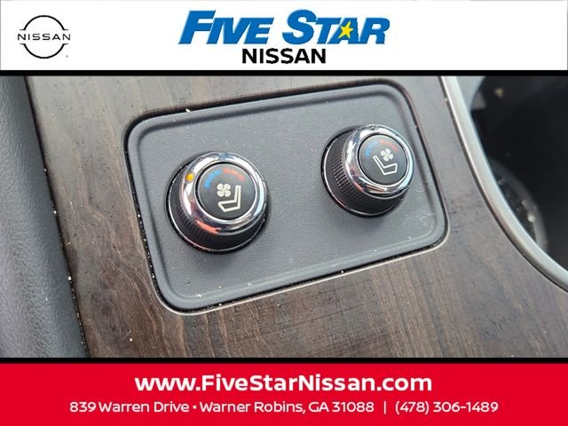 Used 2024 Black Nissan Platinum image 25