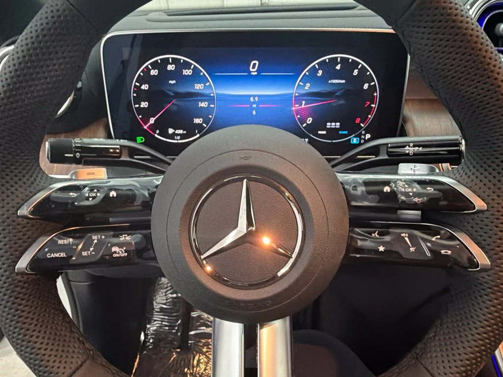 New 2027 White Mercedes-Benz GLC 300 Coupe image 16