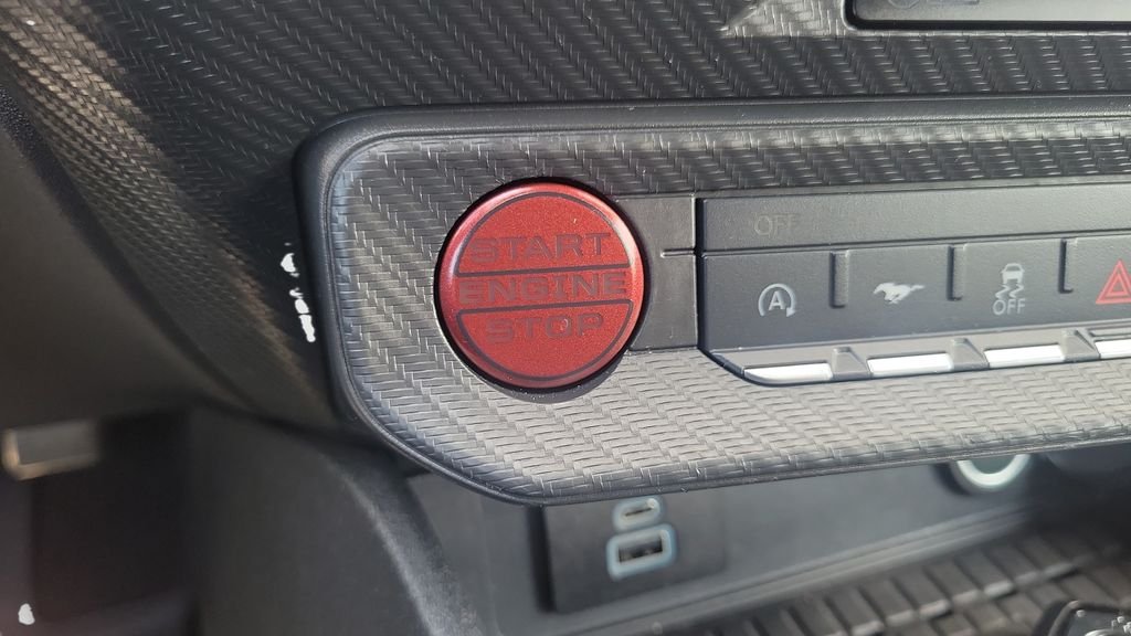 Used 2024 Red Ford EcoBoost Premium image 27