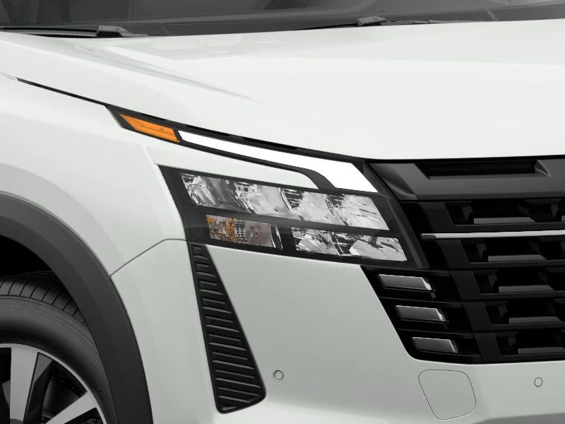 New 2026 Everest White Pearl TriCoat Nissan SL image 11