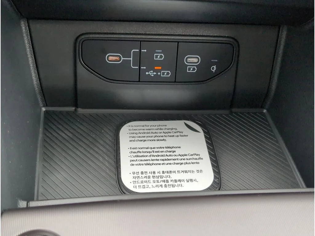 New 2026 Glacial White Pearl Kia EX image 17