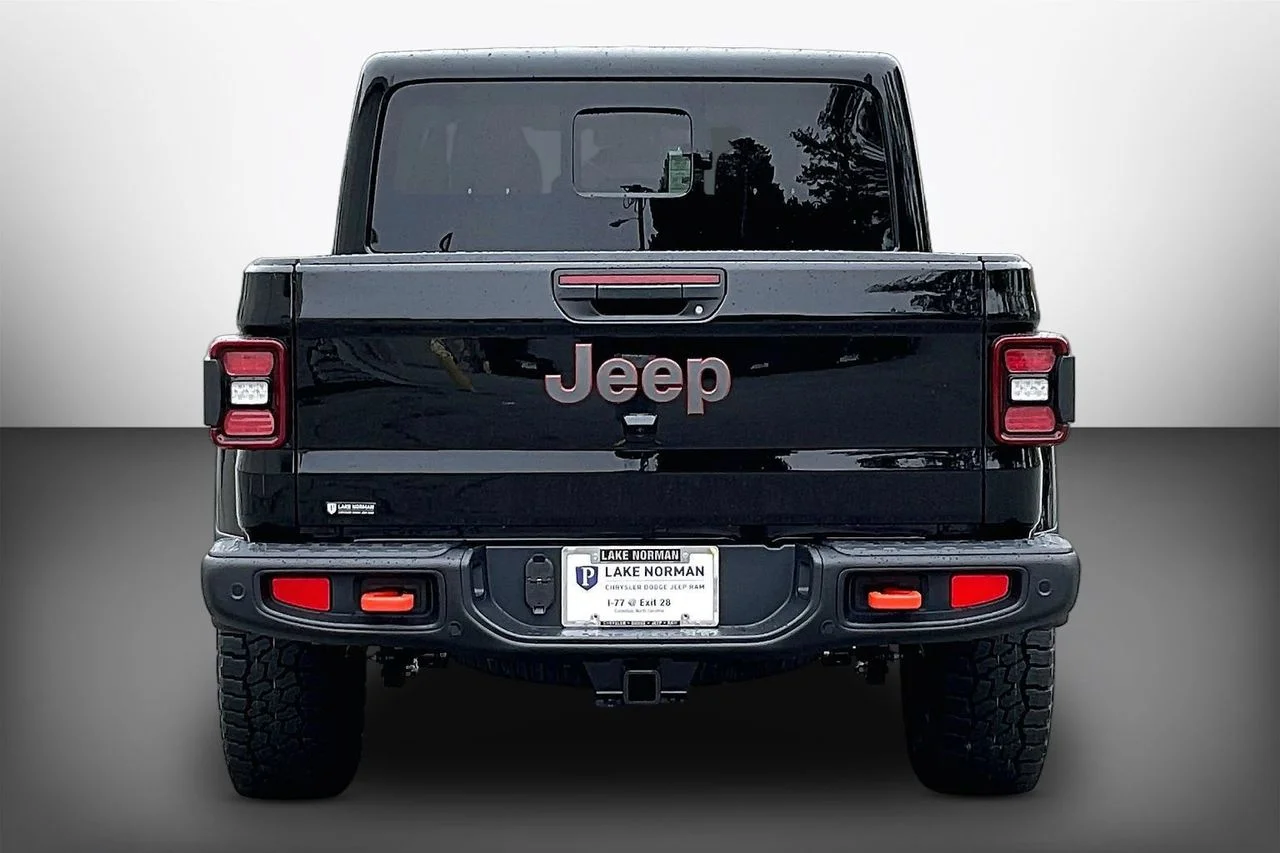 New 2026 Black Clearcoat Jeep Mojave X image 7